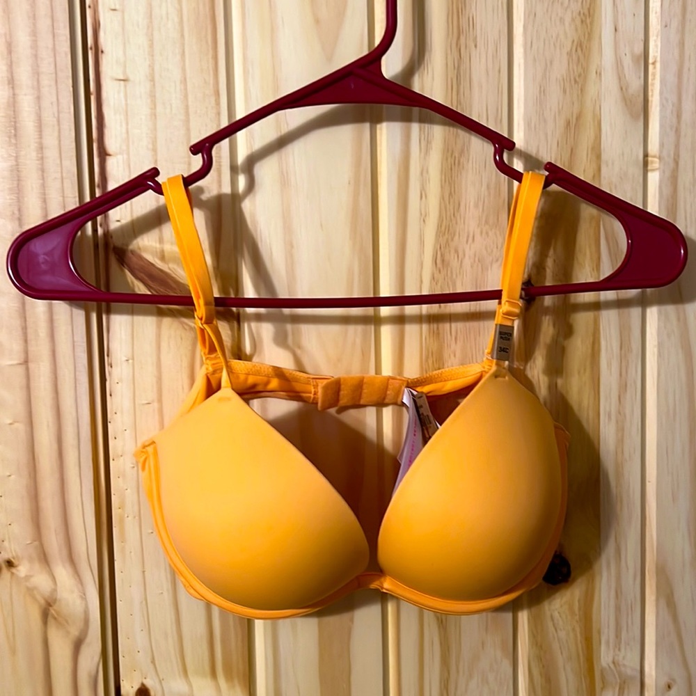 Pink bra NWT 34 C SUPER PUSH!!
